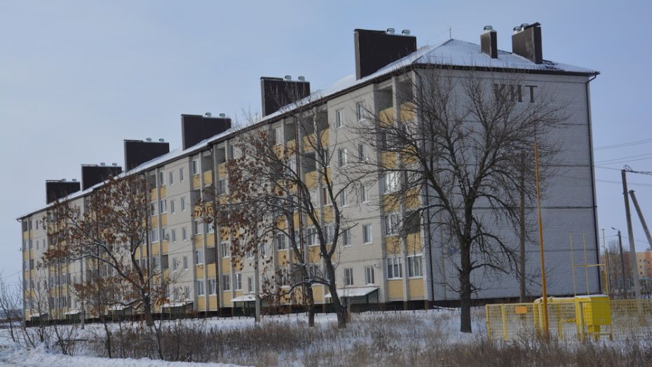В Поворино 4 жителям района подарили новые квартиры
