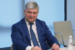 Воронежский губернатор о помощи ЛНР: «Упор будет сделан на дороги, объекты ЖКХ и социальной инфраструктуры»