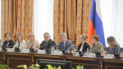 В Воронеже приступил к работе пятый состав Молодежного правительства