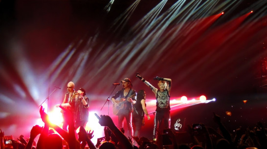 Scorpions в честь 50-летия спела воронежцам попурри из своих знаменитых баллад 