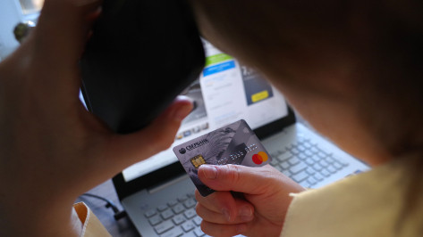 Воронежцам рассказали о новом виде мошенничества: жертву обвиняют в госизмене