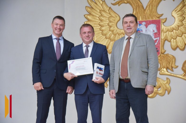10 лучших газет262