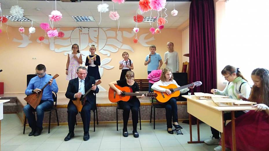 В Воронеже отметили день рождения единственной школы-интерната для слабовидящих