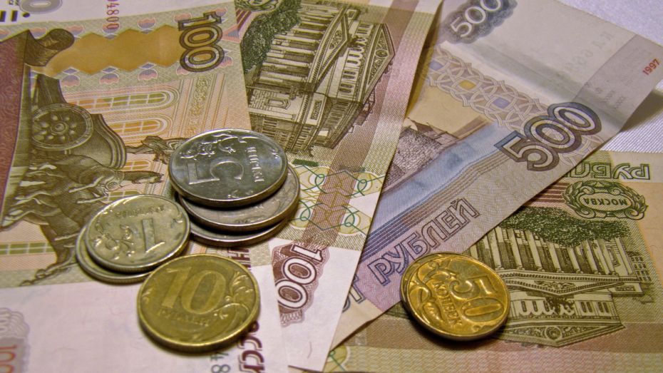Воронежская пенсионерка больше 2 месяцев переводила деньги лжеинвесторам