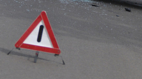 В Воронеже полицейский автомобиль попал в ДТП