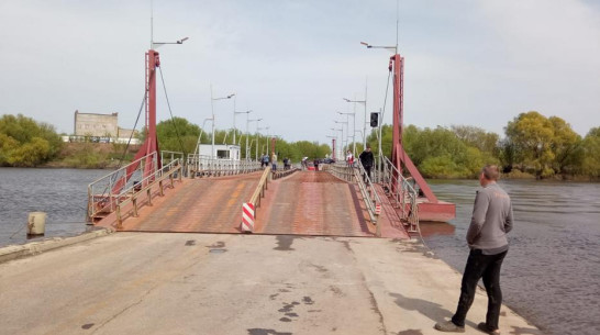 Под Воронежем открыли движение по понтонному мосту в районе Шилово