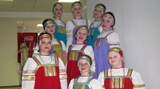 Благотворительный фонд «Дети России»  приобрел концертные костюмы для детских коллективов Новохоперска 