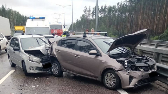 В Воронеже в ДТП с 3 автомобилями на трассе М-4 «Дон» пострадал 5-летний ребенок