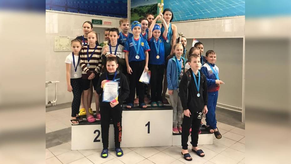 Юные рамонские пловцы завоевали 7 золотых медалей на открытом первенстве района