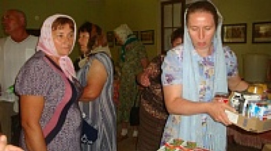Кантемировский район получил 13 тонн гуманитарной помощи от женсовета Воронежской митрополии