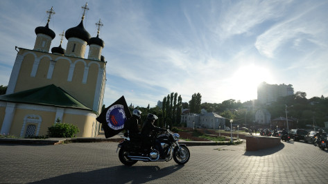 В Воронеже завершился мотопробег в поддержку православия 