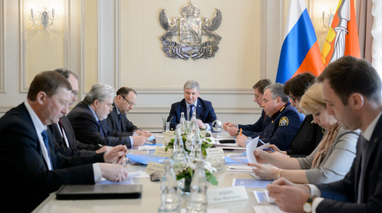 Глава госинспекции труда назвал воронежские предприятия с напряженной зарплатной ситуацией