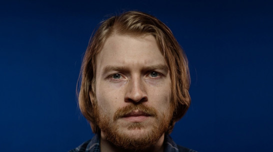 Уехавший из России комик-иноагент Поперечный оплатил долги по коммуналке в Воронеже