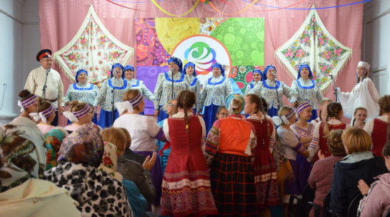 Верхнемамонцев пригласили на отчетные выступления сельских центров культуры района
