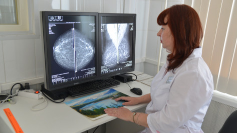 Заведующая маммологическим центром Воронежа: «Алкоголь увеличивает риск рака груди»