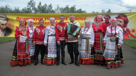 Хохольские ансамбли стали призерами областного фестиваля патриотической песни