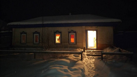 В воронежском селе Листопадовка пьяный 33-летний мужчина насмерть избил знакомую