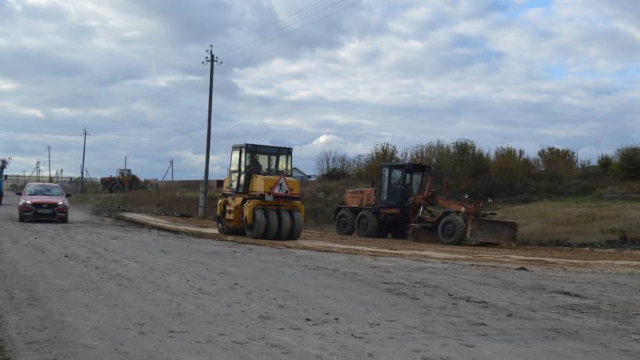 В Подгоренском районе на ремонт дорог местного значения выделили 1,8 млн рублей