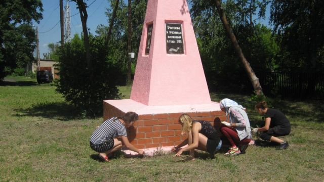 В Таловском районе на лето трудоустроили 139 подростков