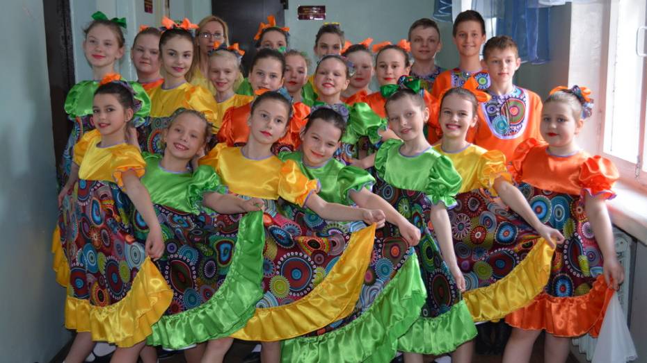 Верхнемамонские танцоры победили в межрегиональном конкурсе