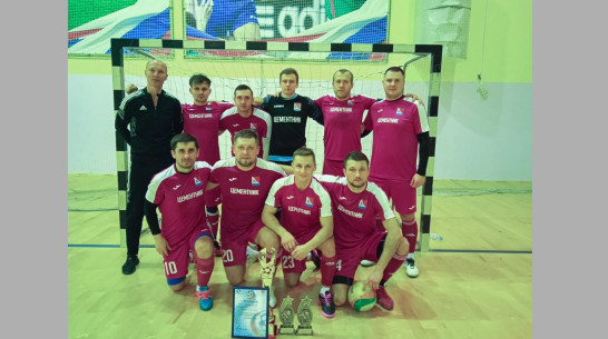 Подгоренский «Цементник» победил в рождественском турнире по мини-футболу