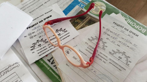 Воронежцы пожаловались на 4-месячную очередь в детский Центр охраны зрения