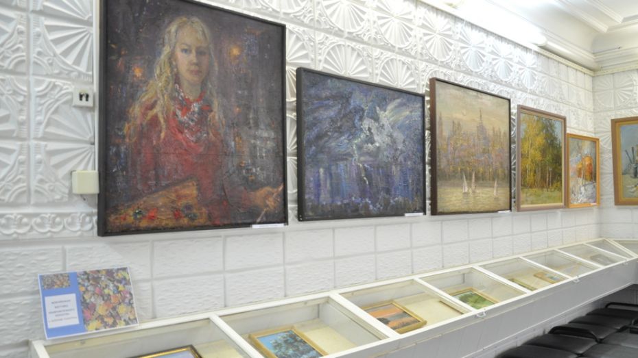 Жителей Павловска пригласили на межрайонную выставку картин «Осенняя палитра»