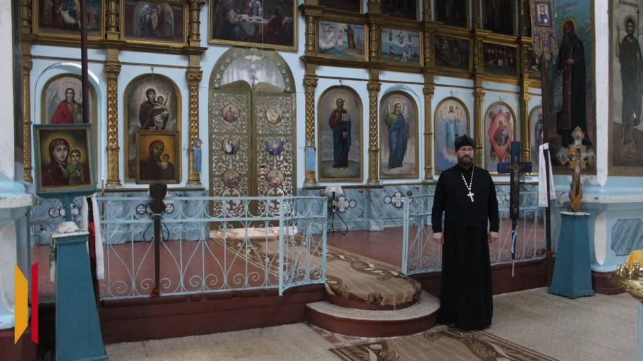 Настоятелю храма таловского села Новая Чигла вручили медаль «За содействие СВО»