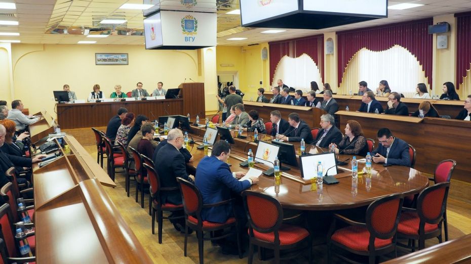 В Воронеже журналисты обсудили будущее региональных СМИ 