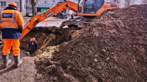 В Железнодорожном районе Воронежа временно отключили воду из-за аварии