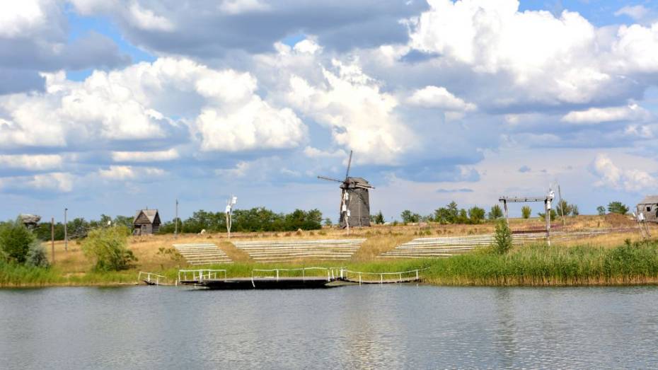 В Ломовском парке в Воронежской области построят туристический комплекс с витражами