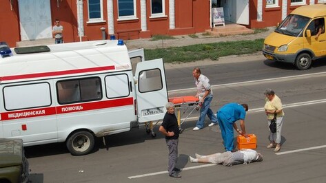 В Россоши водитель УАЗа сбил пешехода и скрылся с места происшествия