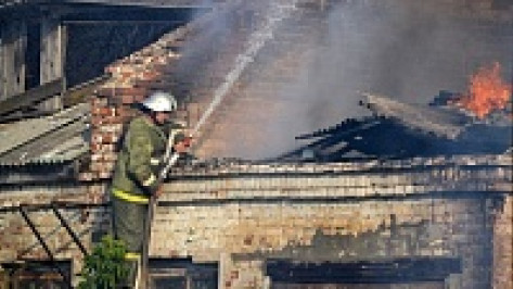 В Поворинском районе на одном из сельхозпредприятий сгорело сено на 1,5 млн рублей