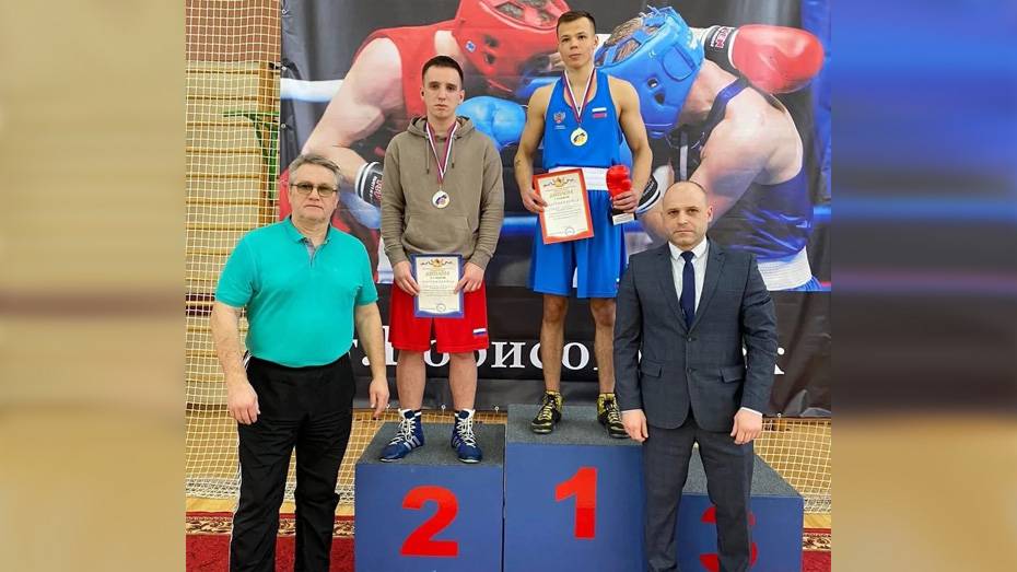 Борисоглебские боксеры выиграли 11 золотых медалей на чемпионате и первенстве области