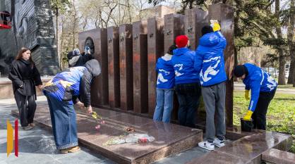 В память о героях: в Воронеже прошла патриотическая акция «Мы здесь, чтобы помнить!»