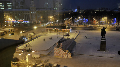 В Воронеже в День зимних видов спорта запретят парковку у площади Ленина