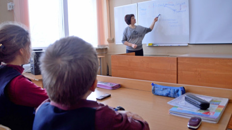 В Воронежской области родкомитет класса запретил смартфоны 