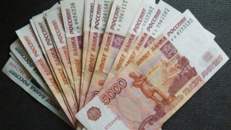 В Воронеже наркоманка украла из киоска 56 тыс рублей