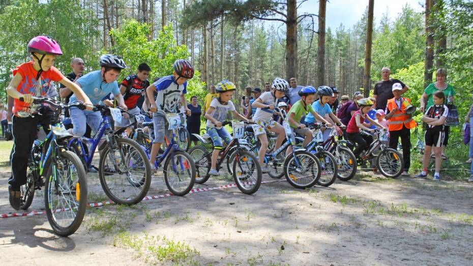 В Лисках назвали победителей первой детской велогонки