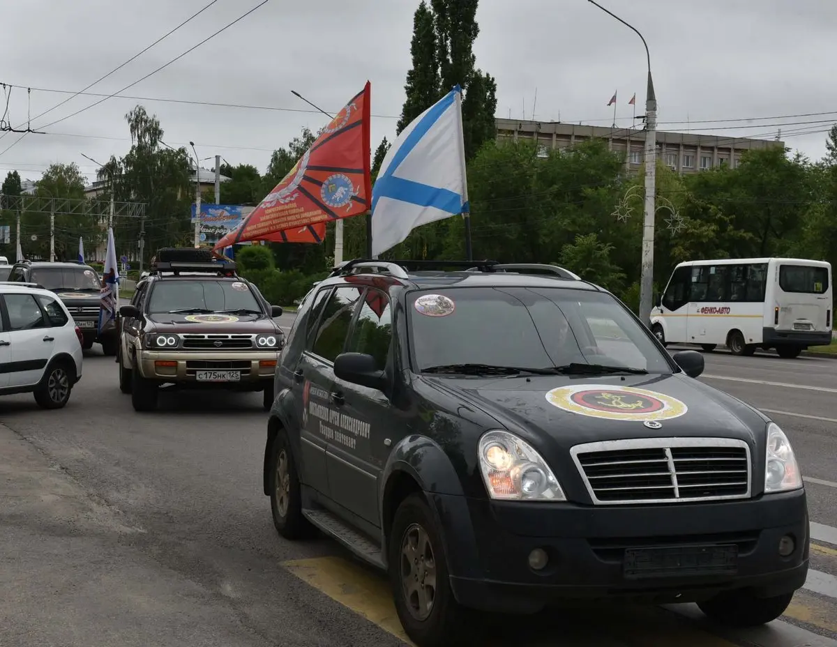 Все вместе мы добьемся победы!» Воронеж принял участников автопробега «Сила  в единстве»