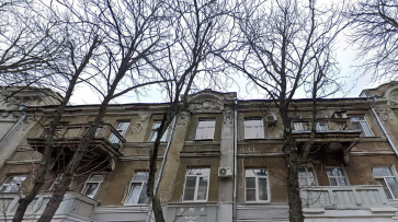 Фасады дома-памятника начала XX века отреставрируют в Воронеже до сентября 2022 года