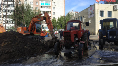 Ночная авария оставила без воды 36 домов в Коминтерновском районе Воронежа