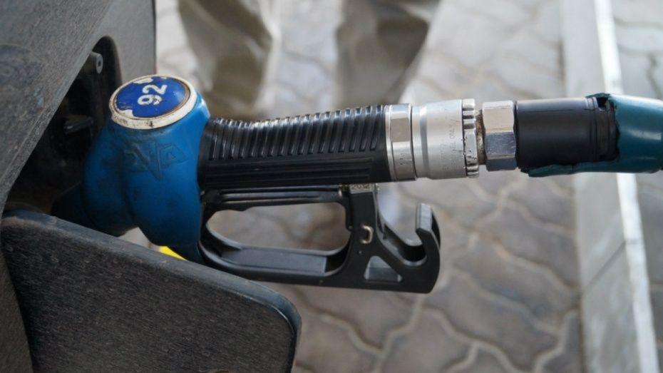 Цены на бензин в Воронеже выросли на 1,6% за неделю