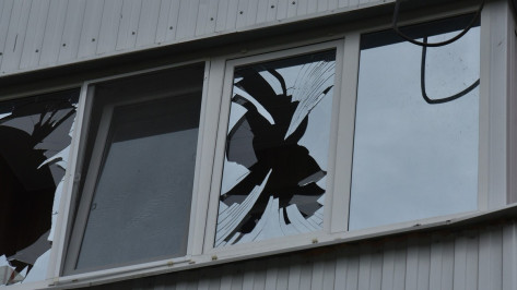 Взорвавшийся беспилотник повредил многоквартирный дом в Черноземье