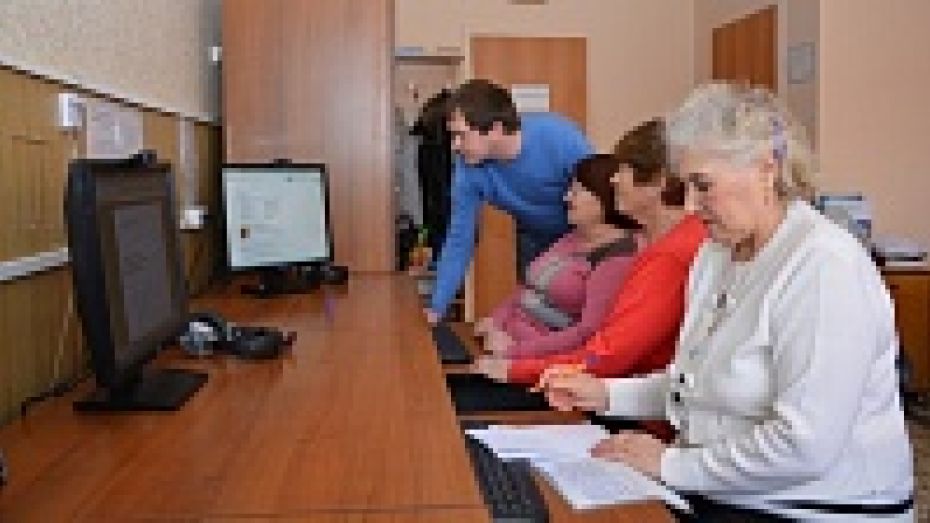Кантемировские пенсионеры осваивают интернет