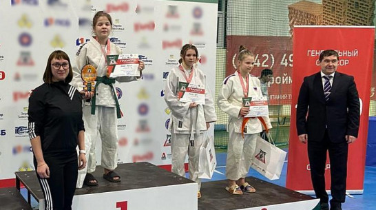 Поворинская спортсменка завоевала «золото» межрегионального турнира по дзюдо