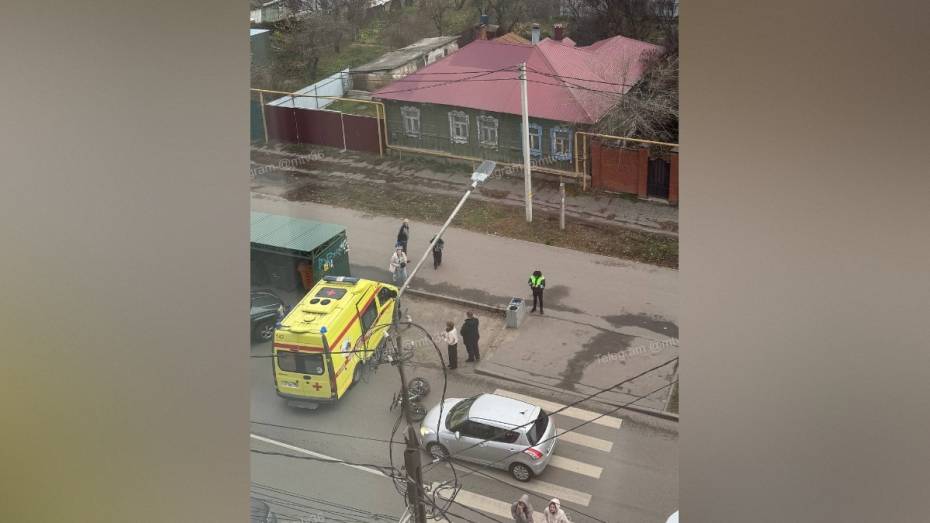 Воронежцы сообщили о ДТП с пешеходом вечером 15 ноября
