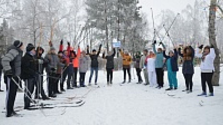 В павловском городском парке состоялся лыжный забег, посвященный открытию Олимпийских игр