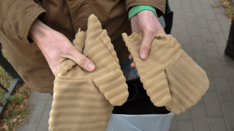 Воронежцам предложили помочь одеждой бездомным 