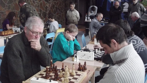 В Поворино прошел турнир по быстрым шахматам